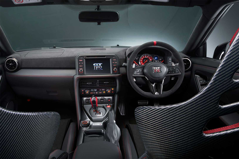 今年春季上市 目前最强 新款日产GT-R亮相